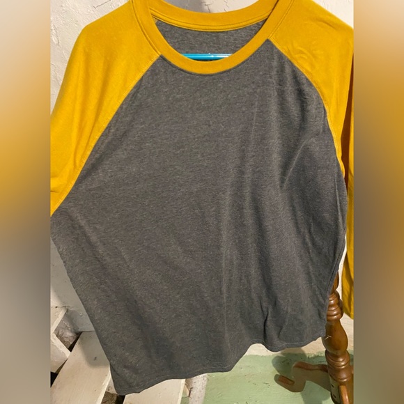 George long sleeve pull over - Picture 3 of 5